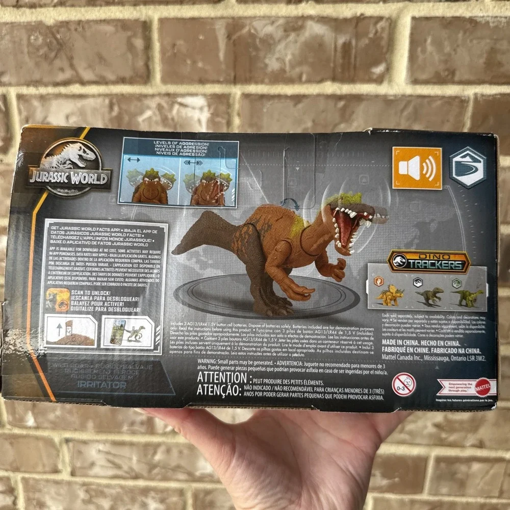 Jurassic World Irritator Dinosaur Dino Trackers Wild Roar Sound Head Moves New